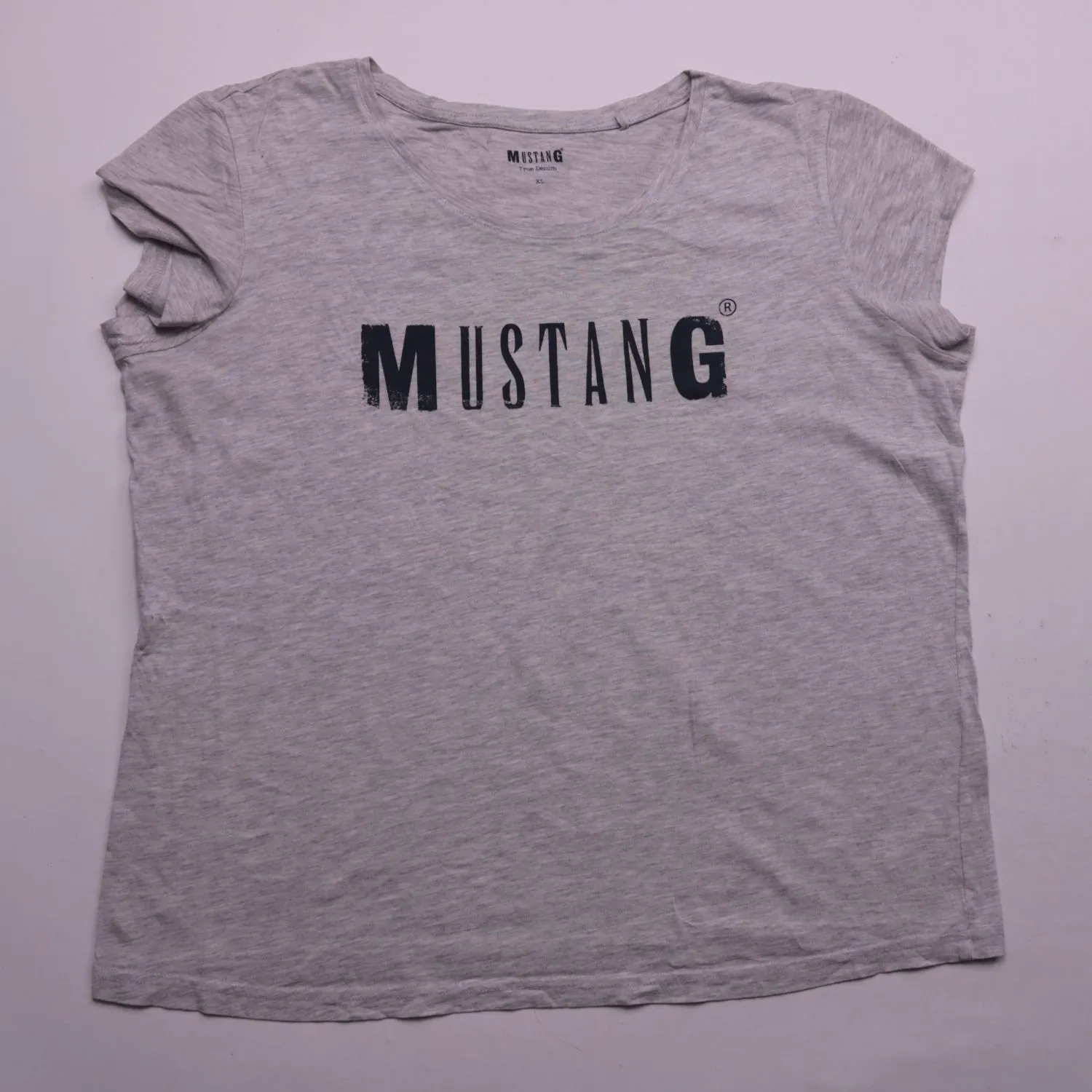 Серая футболка MUSTANG с логотипом, размер 52 (XL)